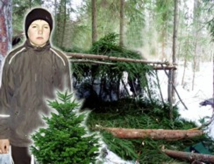 12-річний хлопчик ночував у лісі, укутавшись гіллям, доки його шукали всім селом