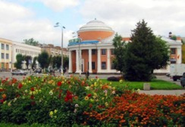 Проведення благоустрою, заквітчання та озеленення Новограда-Волинського