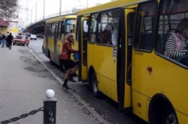 Нова ціна на проїзд в автобусах — 5 гривень