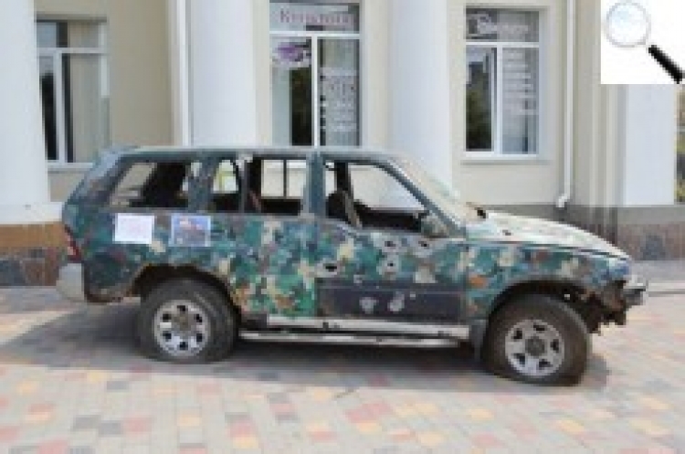 Автомобіль, що врятував життя бійців у зоні АТО, нагадуватиме звягельчанам, що війна ближче, ніж здається