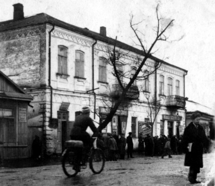 Про деякі події під час окупації Звягельщини в 1941-43 роках