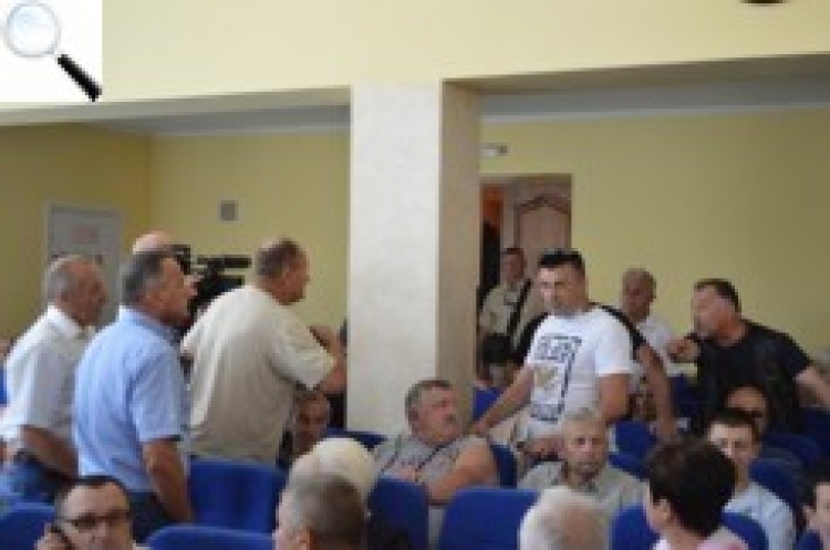 Ганьба і аплодисменти — на адресу депутатів «Опоблоку»
