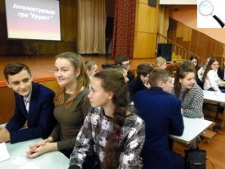 Старшокласники Новограда-Волинського взяли участь в інтелектуальній грі «Ерудит»
