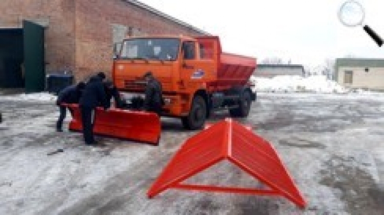 Відтепер сніг на дорогах Новограда-Волинського прибиратиме УЯР комунального підприємства «Шляхрембуд»
