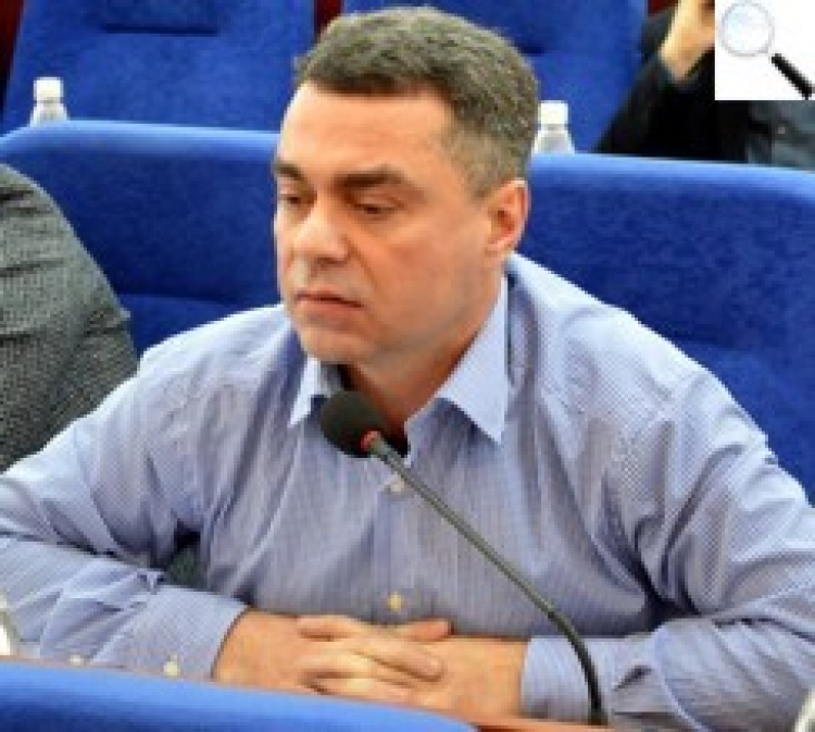 Депутат Олександр ОСТАПЧУК: «Крикунам пропоную прийти на сесію і запропонувати джерела наповнення бюджету»