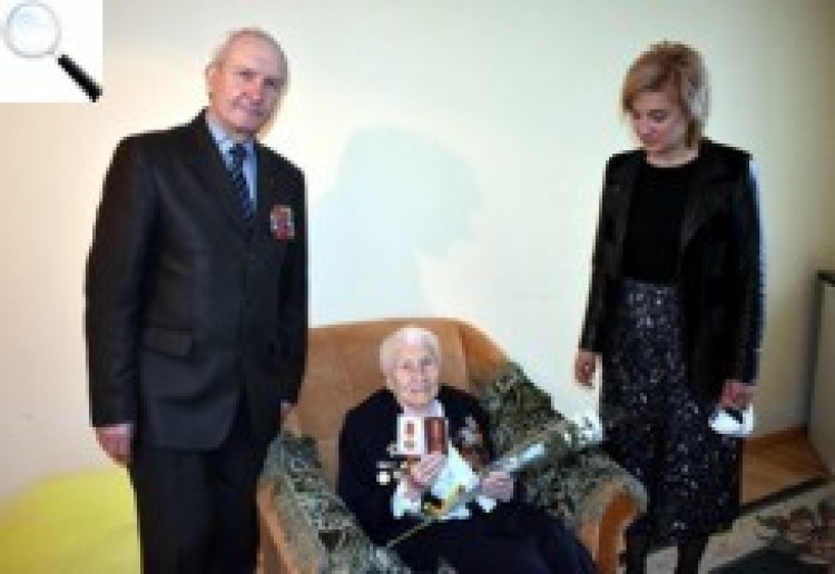 Ветеранів Другої світової війни нагородили ювілейною медаллю «75 років перемоги»