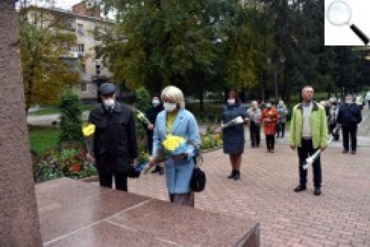У Новограді-Волинському вшанували пам’ять та подвиг воїнів-визволителів