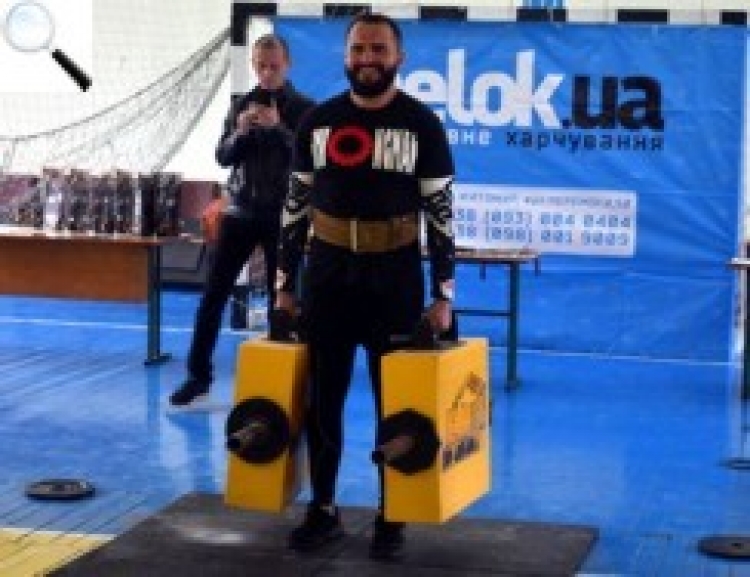 24 серпня в Новограді відбулися змагання зі стронгмену