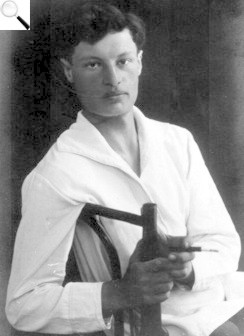 Іцхак Ламдан у 1920 році