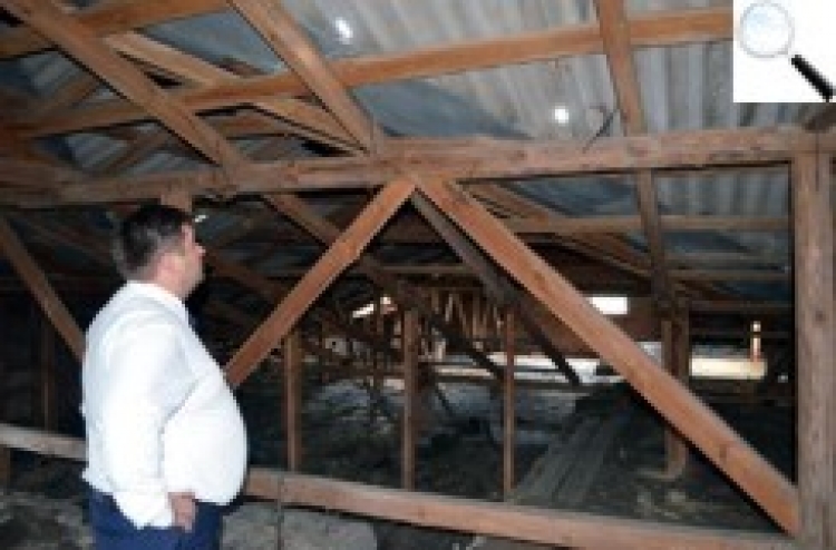 Град зруйнував дах у Косенівській школі