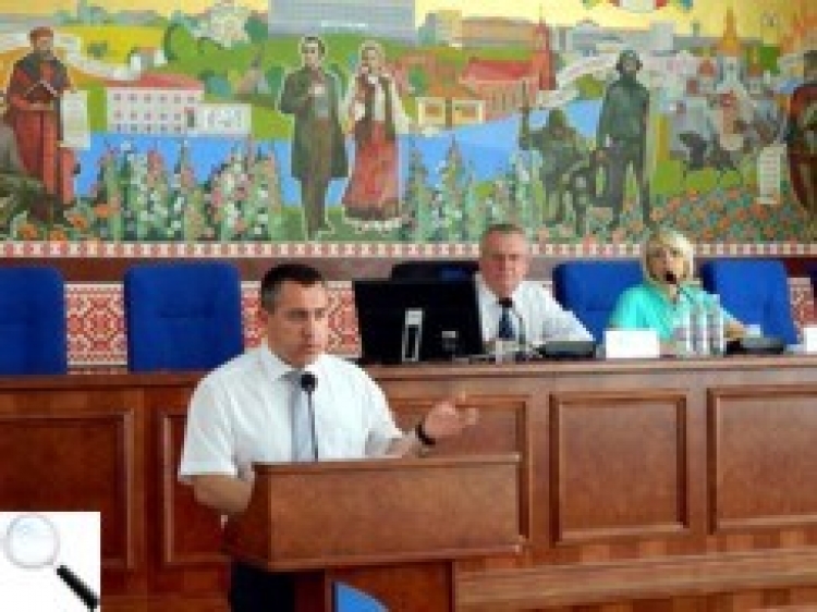 Володимир Загривий закликає міську й районну владу помиритися і засвідчує готовність виступити миротворцем