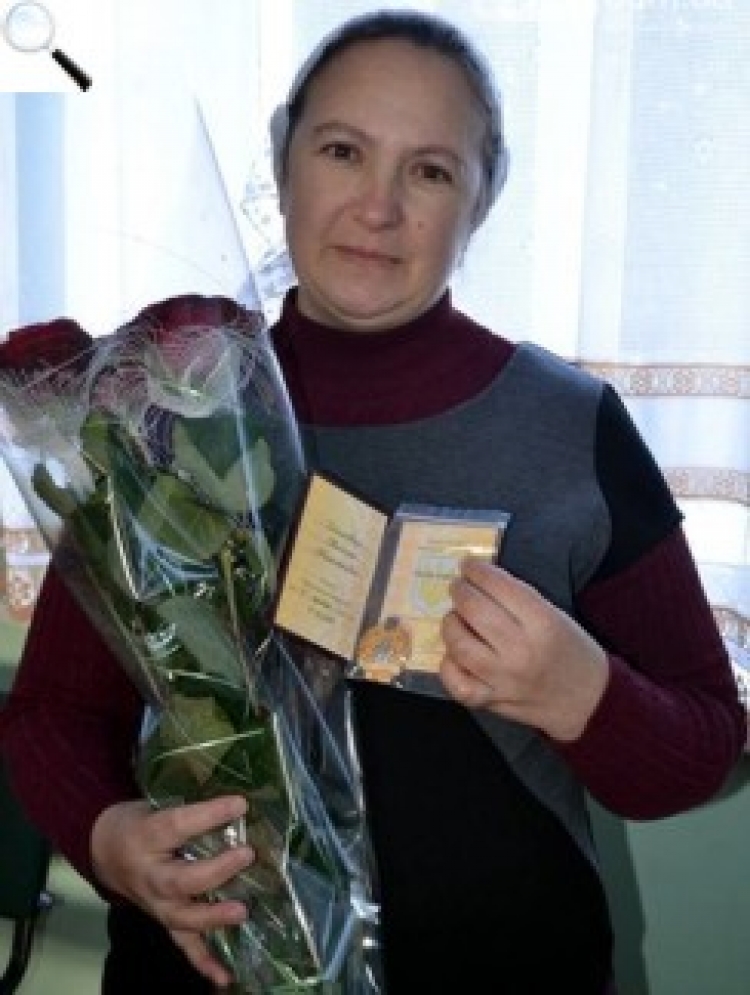 Жительці району вручили орден із почесним званням «Мати-героїня»