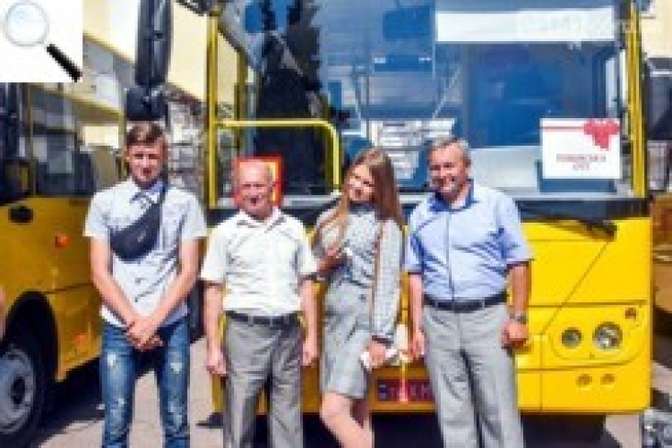 Нові шкільні автобуси отримали Піщівська та Городницька громади