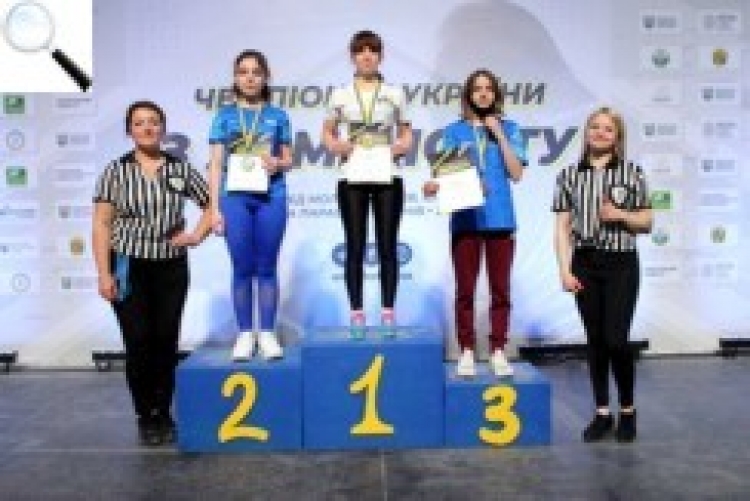На чемпіонаті України з армспорту звягельчани здобули призові місця