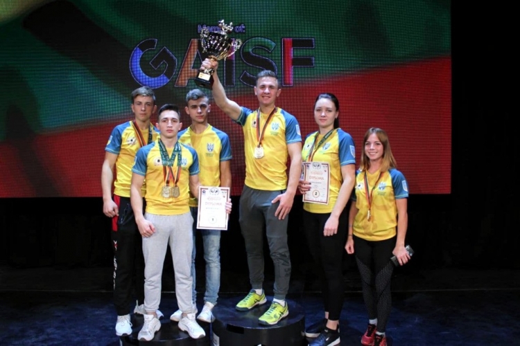 Звягельчани успішно виступили на чемпіонаті Європи з армспорту
