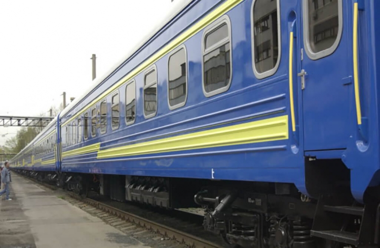 «Укрзалізниця» запровадила евакуаційні поїзди з Житомира до Львова через Бердичів