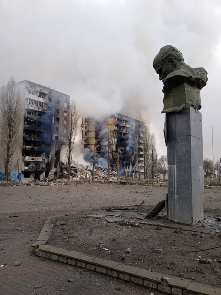 «Рашисти нищать наше, бо заздрять, що ми краще живемо» Переселенців зі зруйнованих міст приймає Новоград-Волинщина