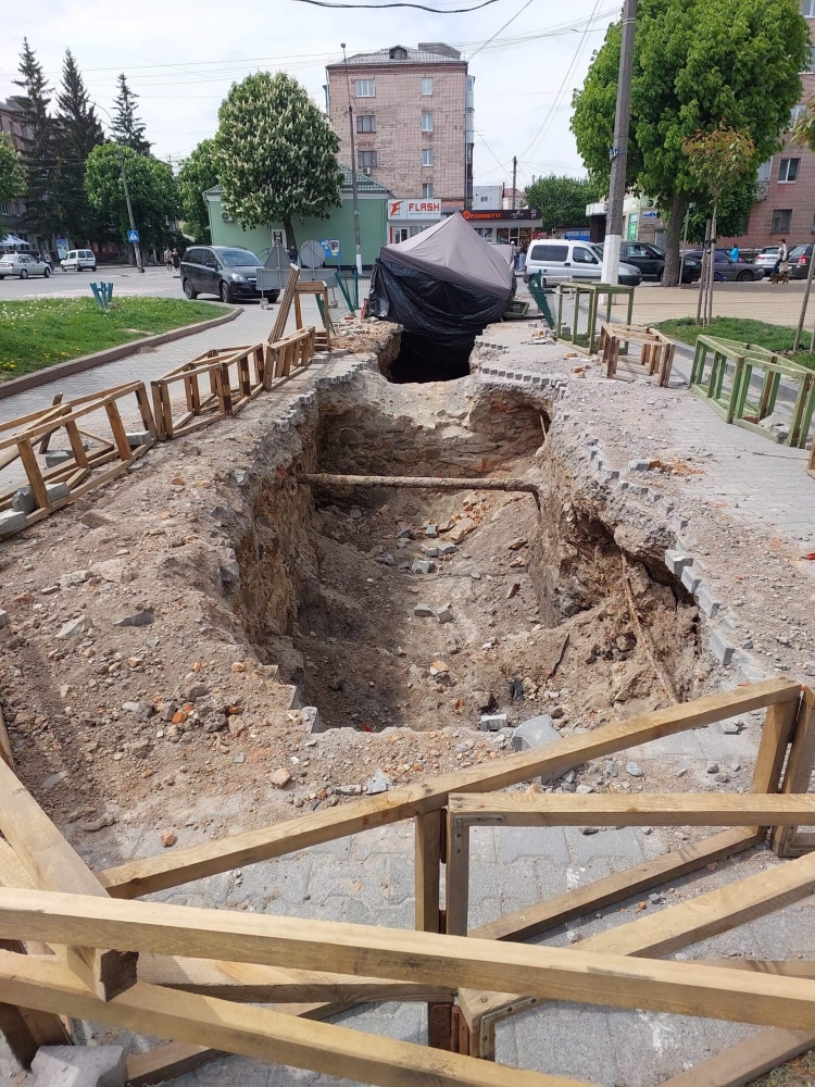 Звягельське провалля: висновки науковців