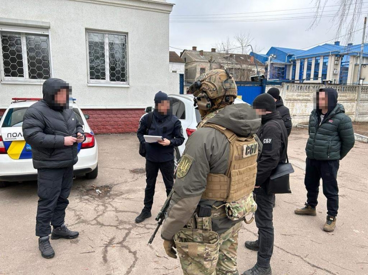 На Житомирщині на хабарі затримали заступника начальника райуправління поліції