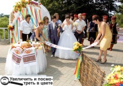 Весілля в українському стилі нині дуже популярні. Новоградці теж все частіше замовляють стилізовані весілля