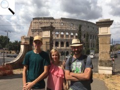 На відпочинку в Римі з чоловіком